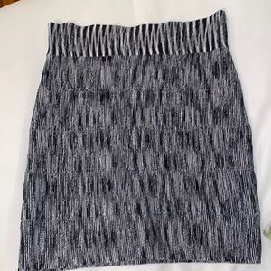 BCBG Maxazria Bandage Skirt L